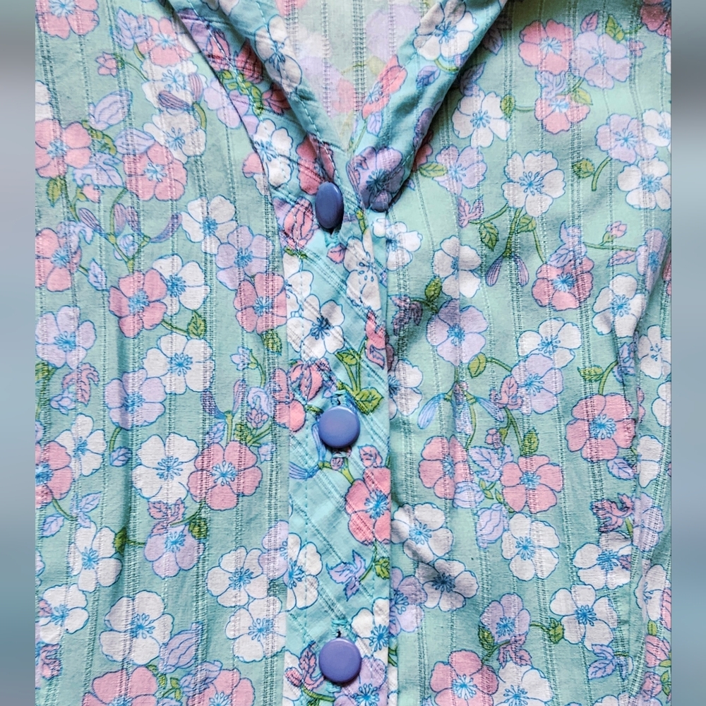Floral Button-Up Dress - Picture 2 of 6